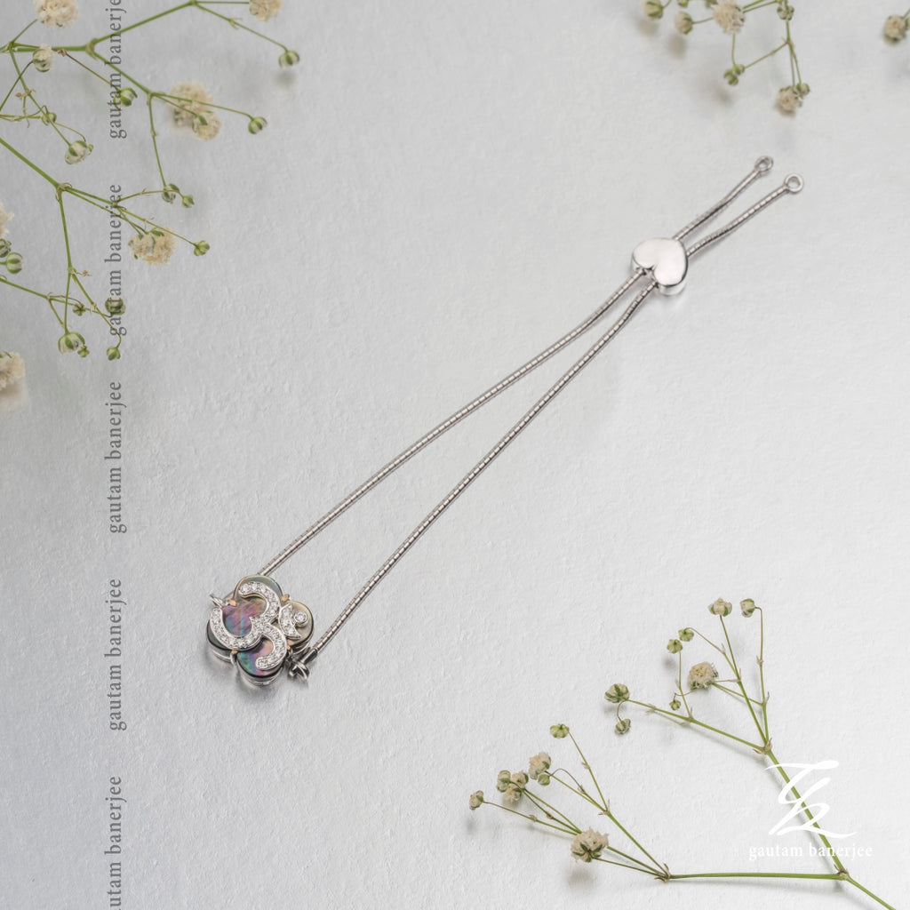 Divine Diamonds  | B105