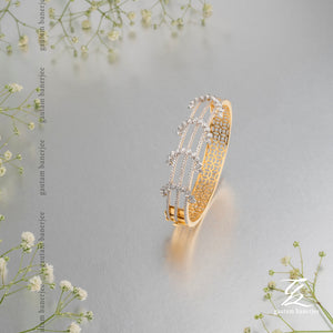 Charming Crescents | B108
