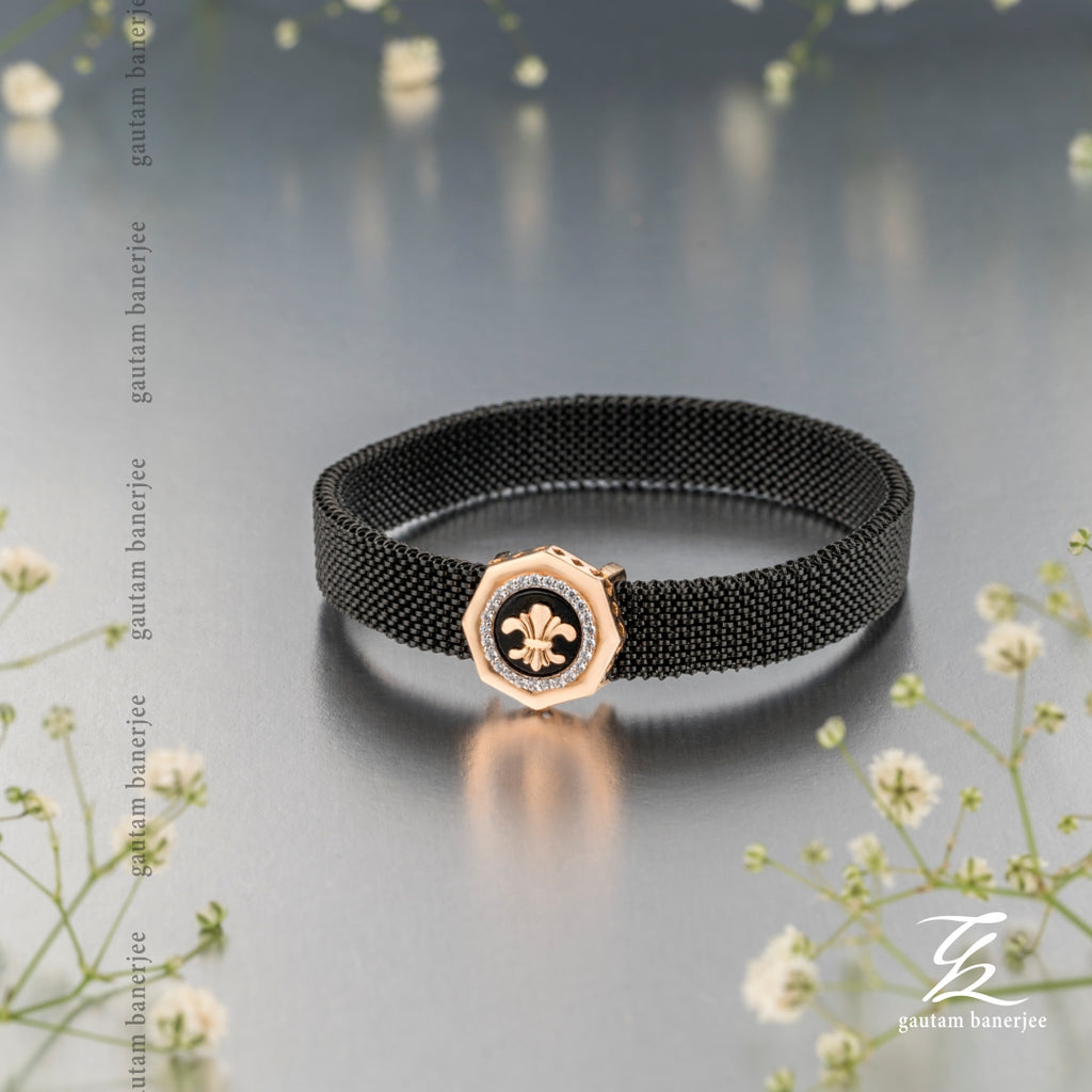 Symbol of Royalty | B115