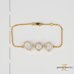 Triple Moonstones | B034