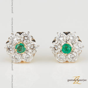 Emerald Studs | E038