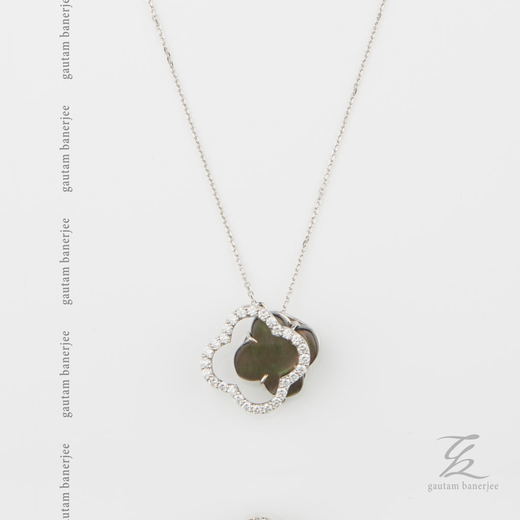 Mother of Pearl Clover | P046