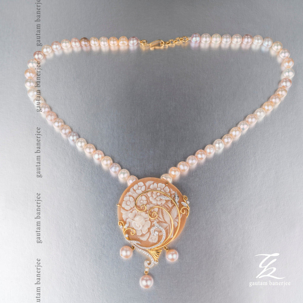 Cameo & Pearl Perfection | P601