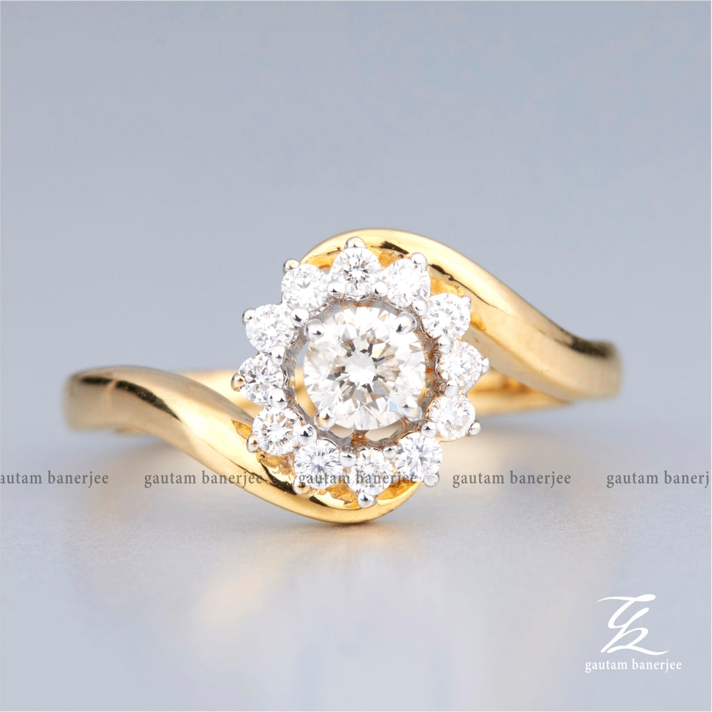 Halo Diamond Ring | R010