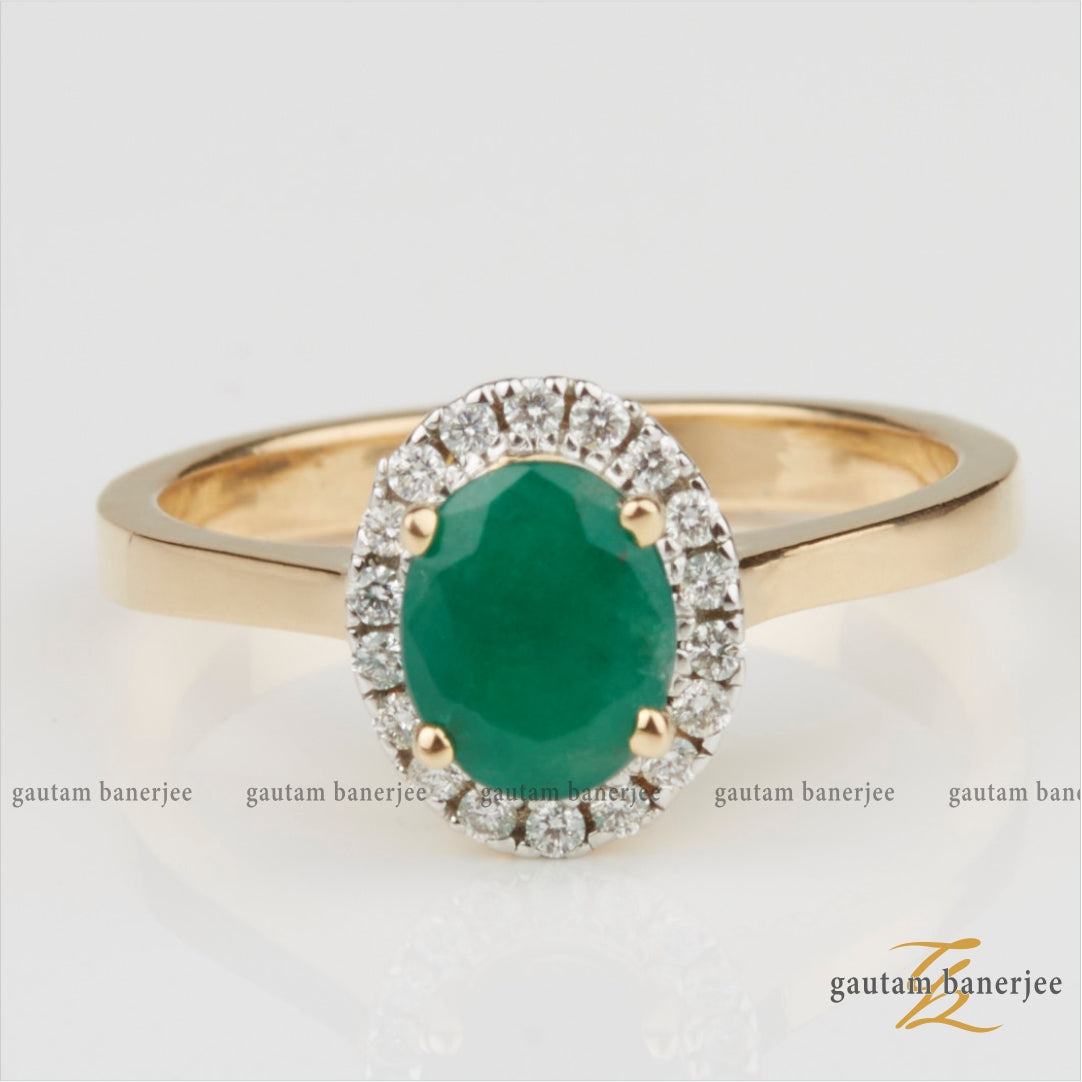Grand Elevated 22K Gold 4.5CT Emerald Ring – Andaaz Jewelers