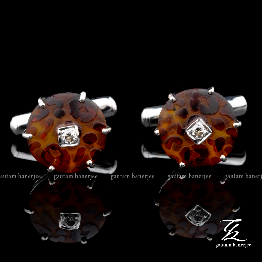Amber Ambitions | M801